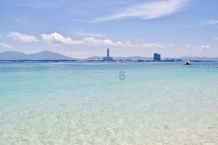 中信银行长沙分行联合湖南省金融工会开展“万福迎春”写春联、送祝福活动